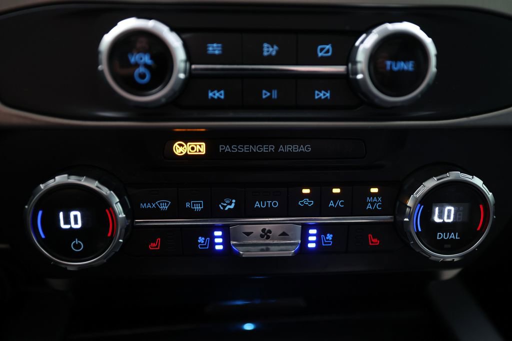 Used 2022 Ford F350 Platinum image 26