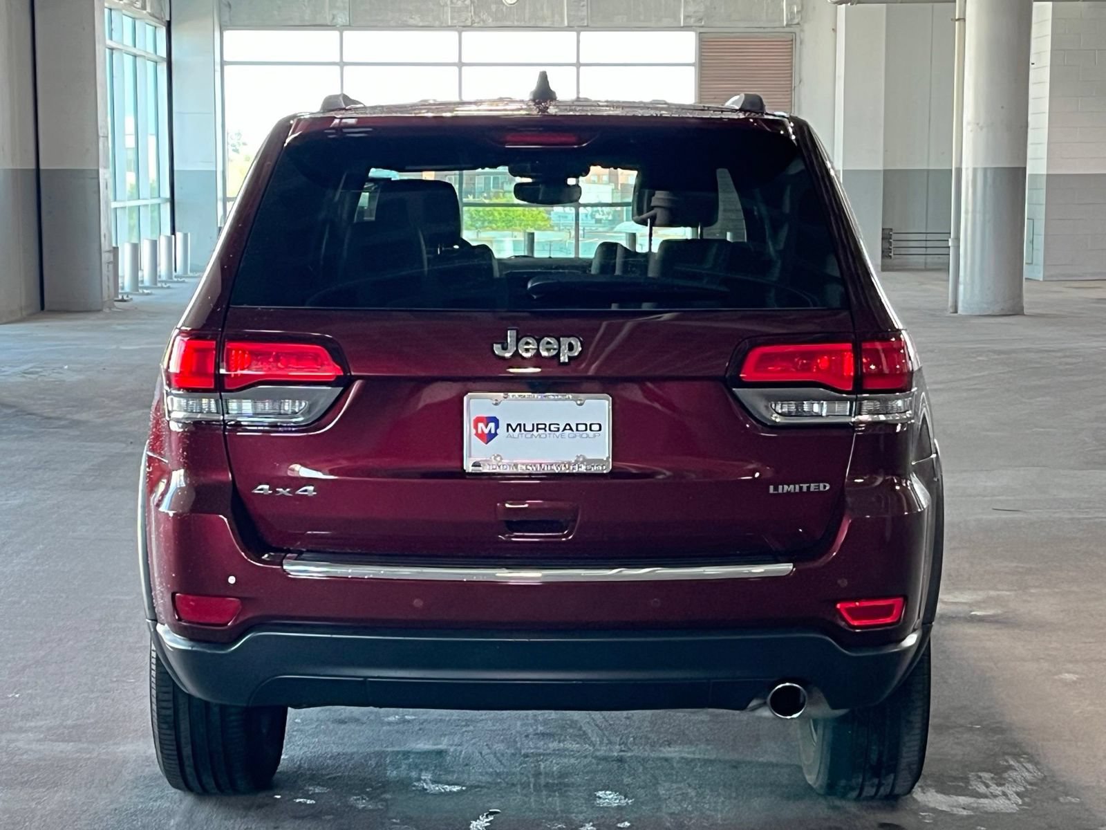 Used 2022 Jeep Grand Cherokee Limited AWD/4WD image 9