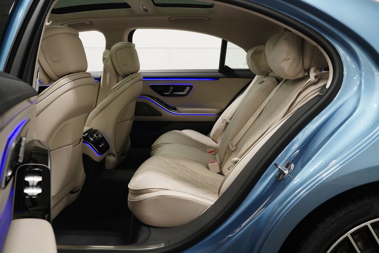 New 2026 Mercedes-Benz S 580 4MATIC Sedan image 17