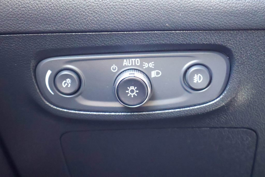 Used 2023 Buick Encore GX Essence w/ Advanced Technology Package image 19