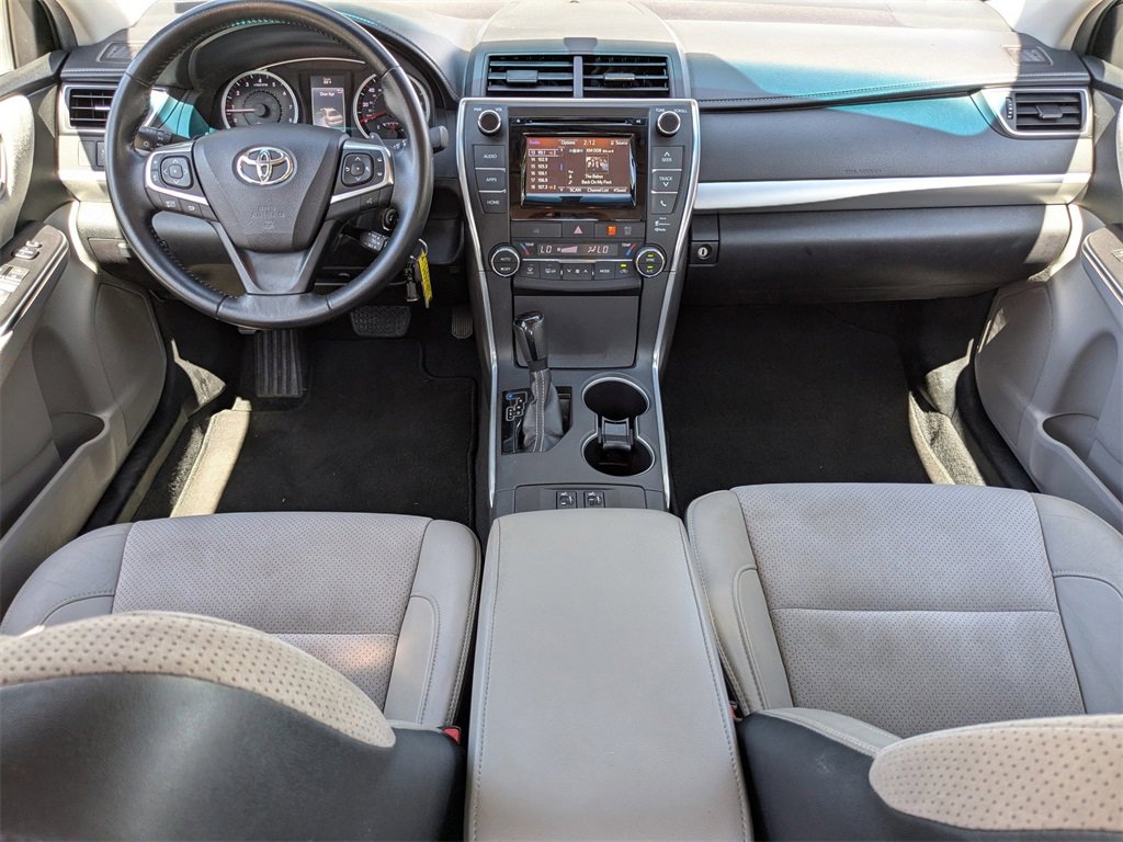 Used 2015 Toyota Camry image 18
