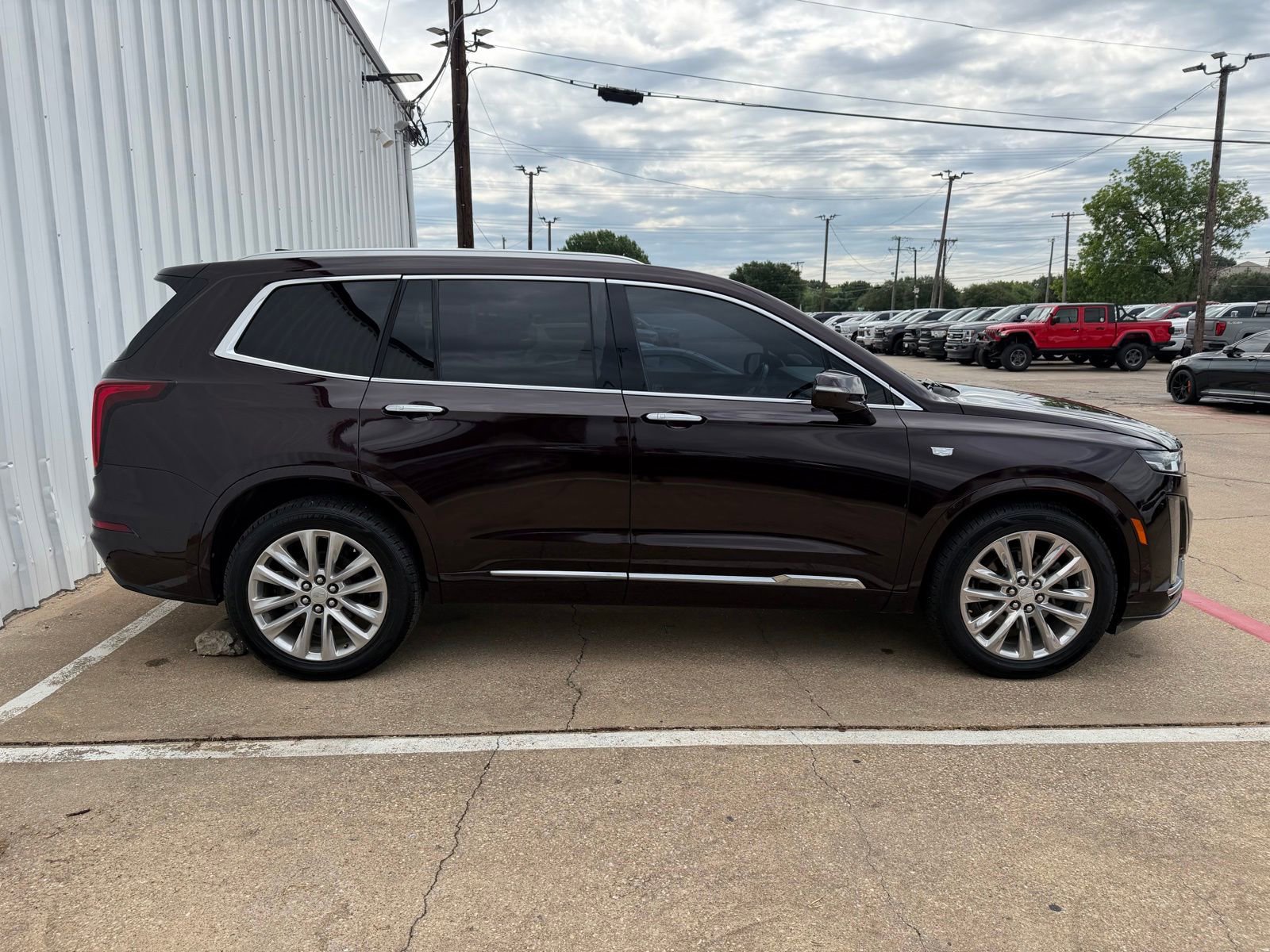 Used 2020 Cadillac XT6 Premium Luxury AWD/4WD image 7
