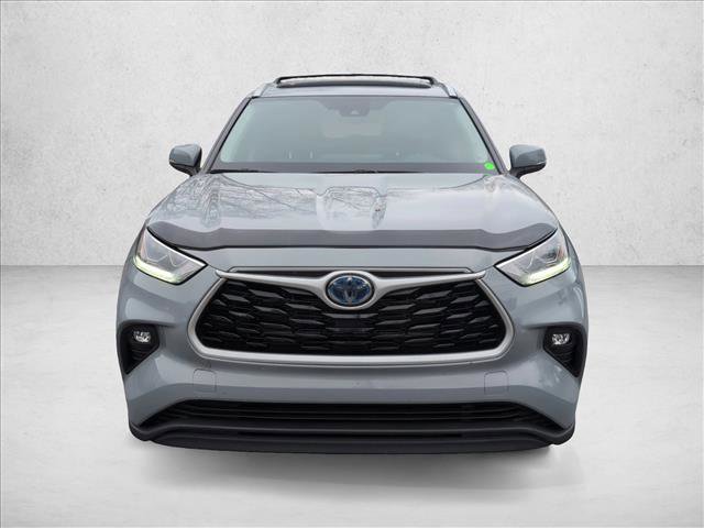 Used 2023 Toyota Highlander Bronze Edition image 2