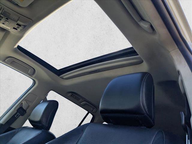 Used 2017 Lexus GX 460 Premium w/ Premium Package image 16