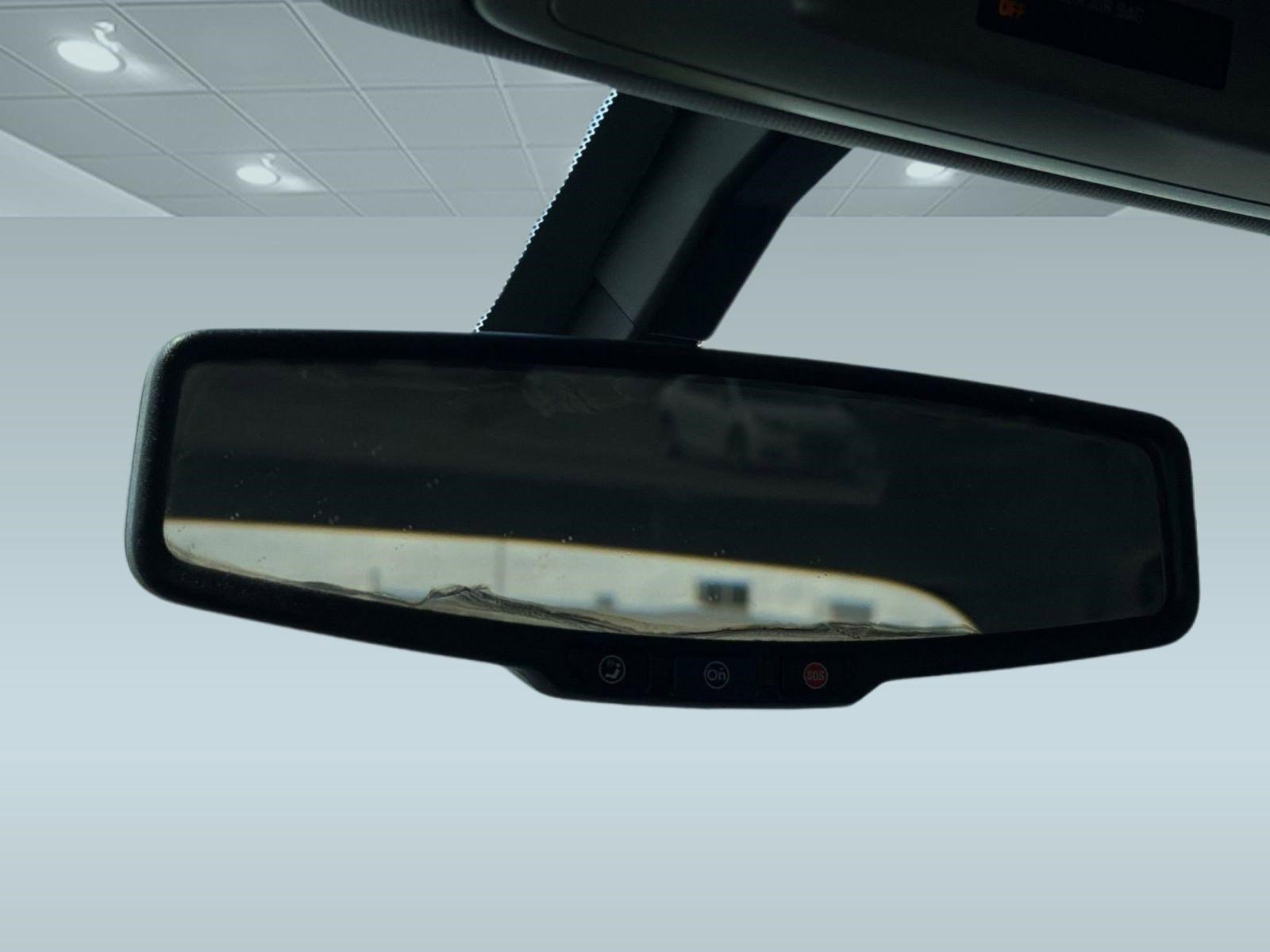 Used 2015 Chevrolet Silverado 1500 LT AWD/4WD image 16