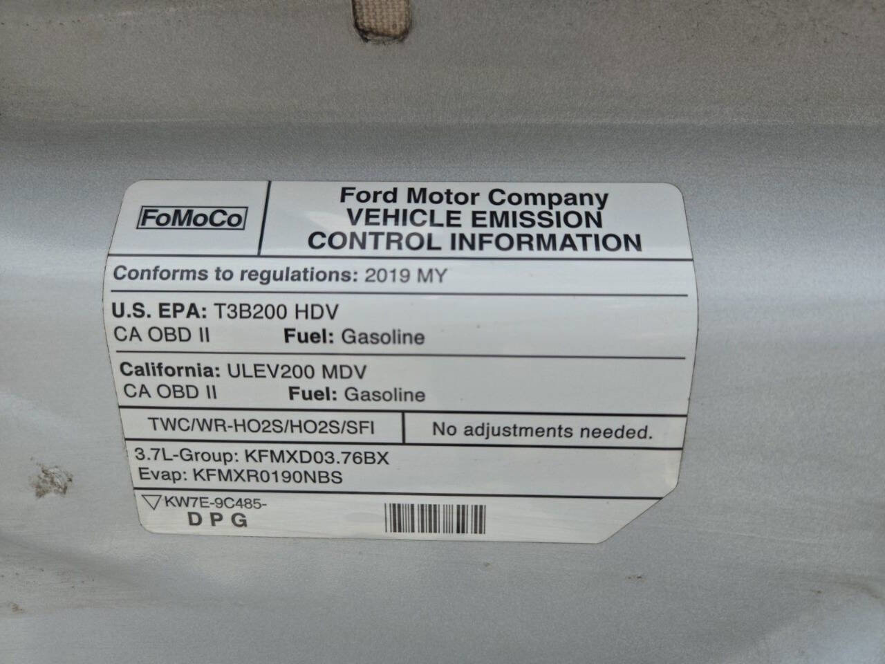 Used 2019 Ford Transit 250 148 Medium Roof RWD image 10