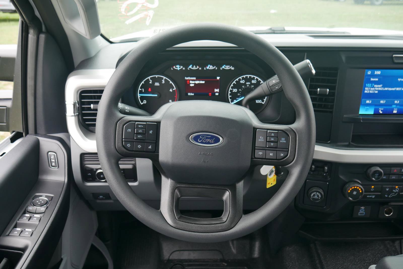 New 2025 Ford F250 XL w/ XL Chrome Package image 72