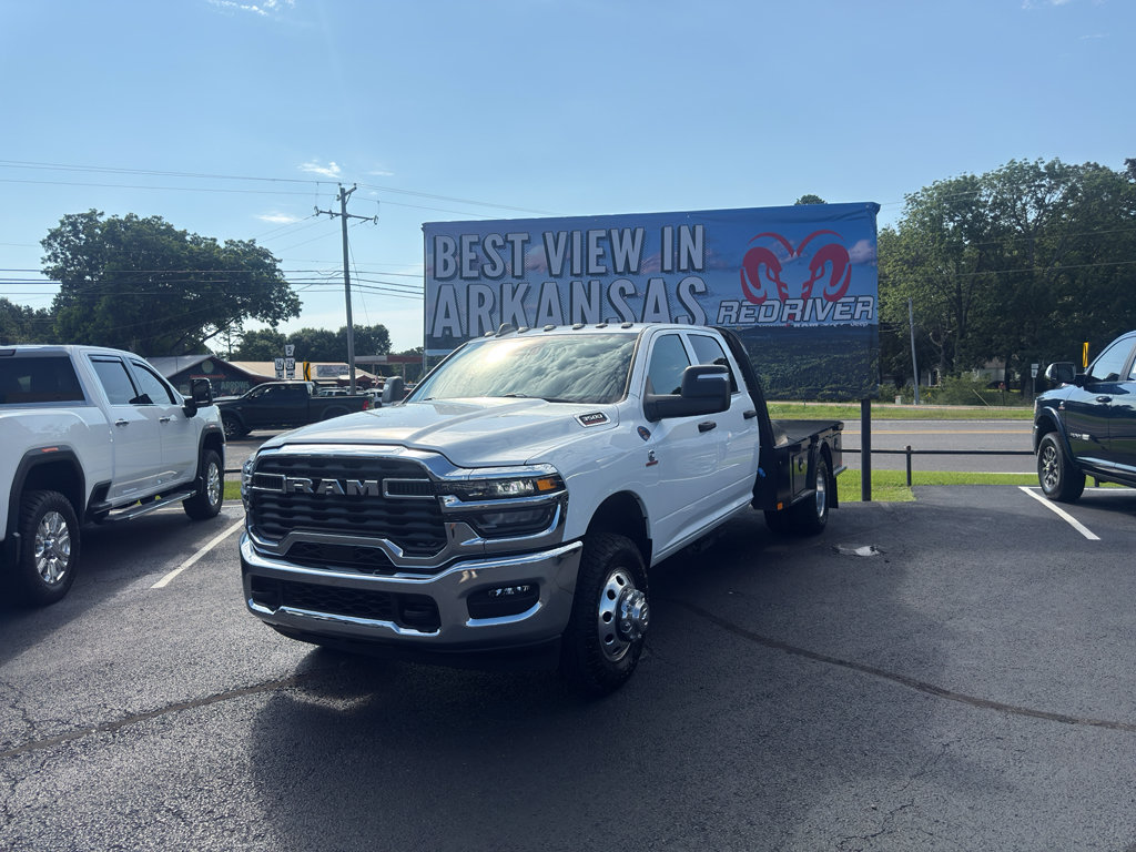 Used 2025 RAM 3500 Tradesman w/ Chrome Appearance Group