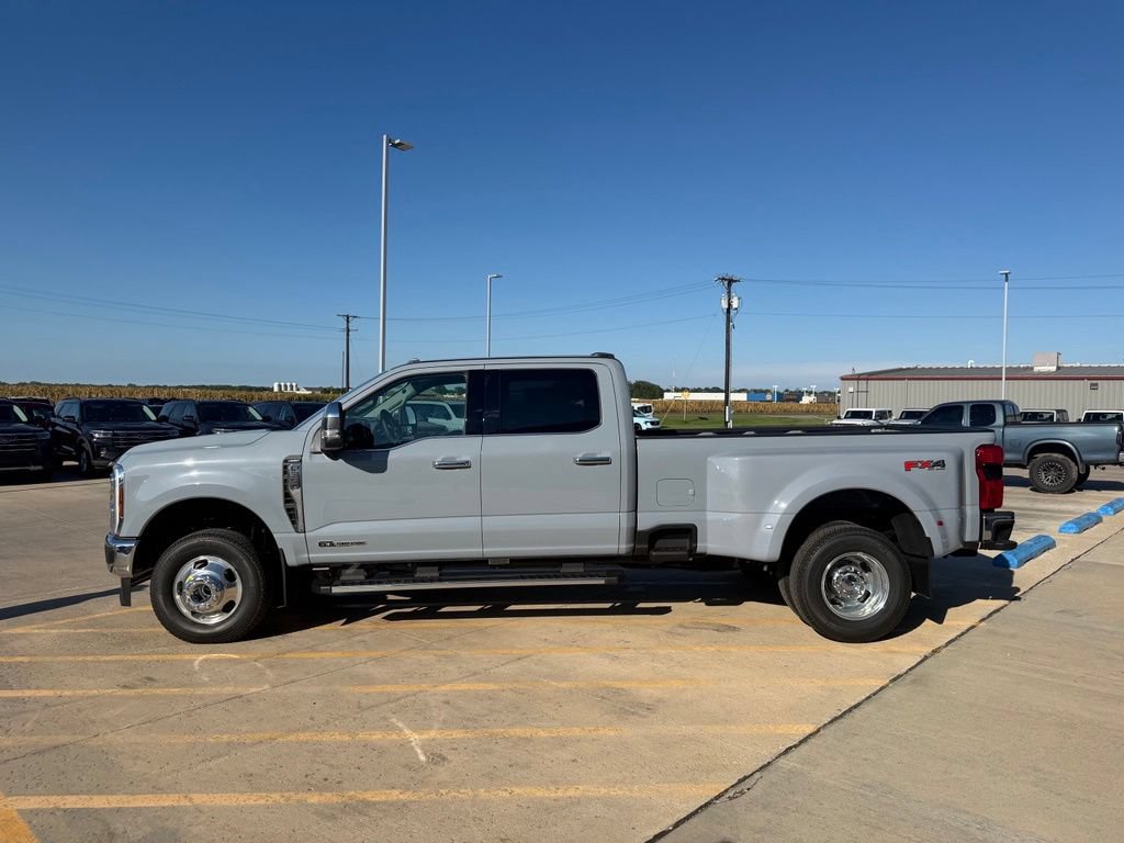 New 2026 Ford F350 Lariat w/ Chrome Package AWD/4WD image 4