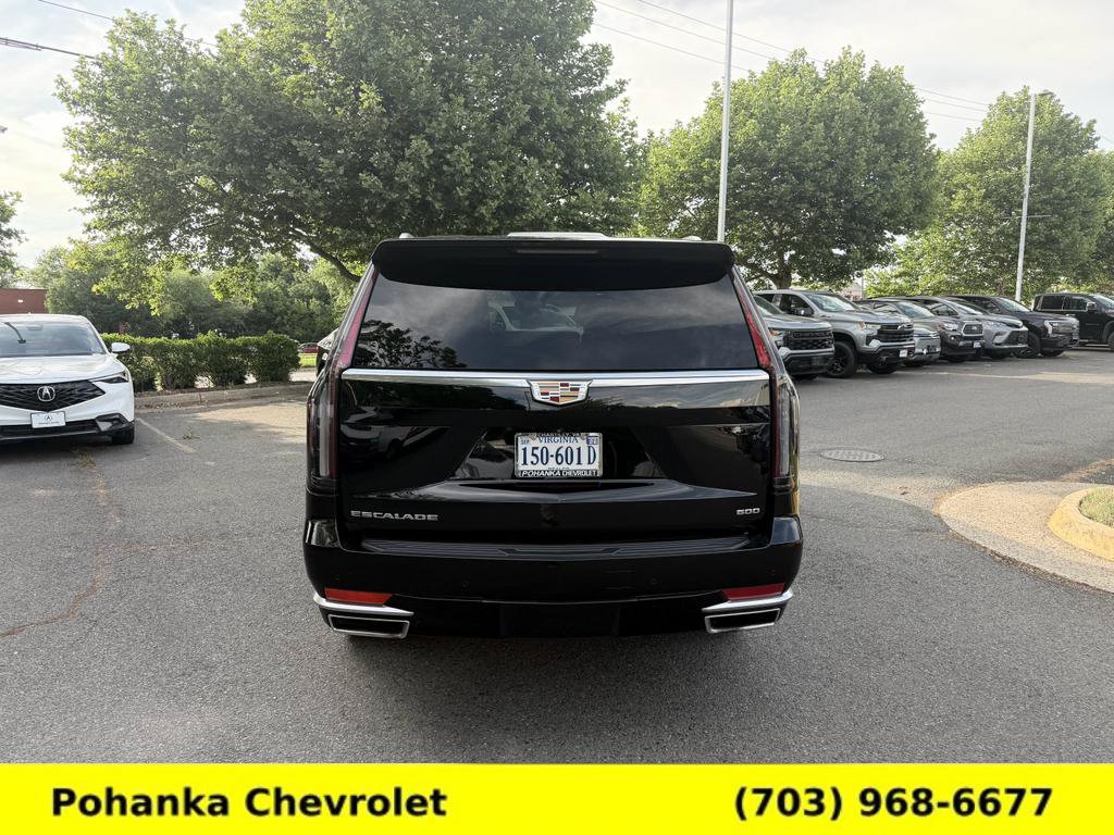 Used 2023 Cadillac Escalade ESV Luxury AWD/4WD image 6