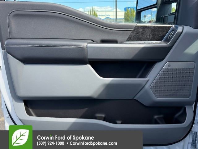 New 2026 Ford F450 XLT w/ XLT Premium Package AWD/4WD image 17