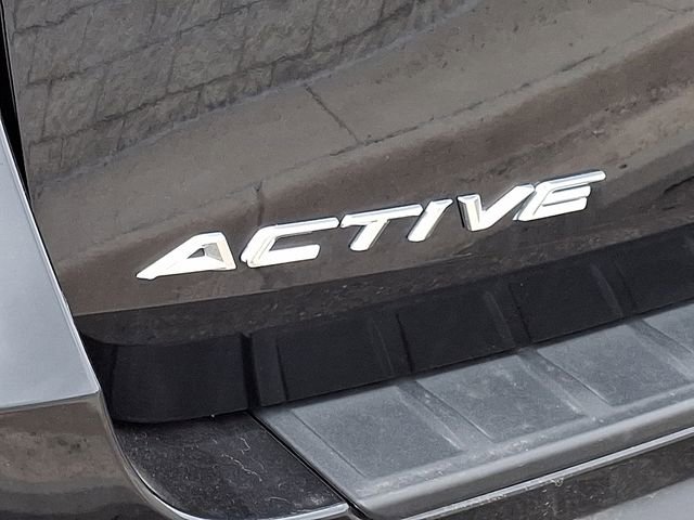 Used 2025 Ford Explorer Active AWD/4WD image 34