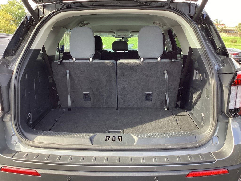 Used 2025 Ford Explorer Active RWD image 9