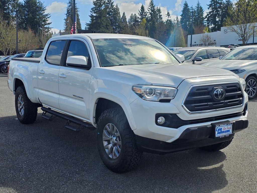 Used 2019 Toyota Tacoma SR5 RWD image 3