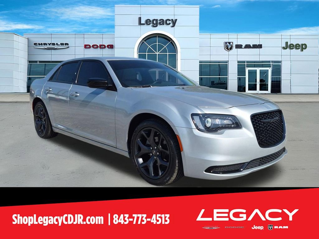 Used 2022 Chrysler 300 Touring w/ Sport Appearance Package image 1