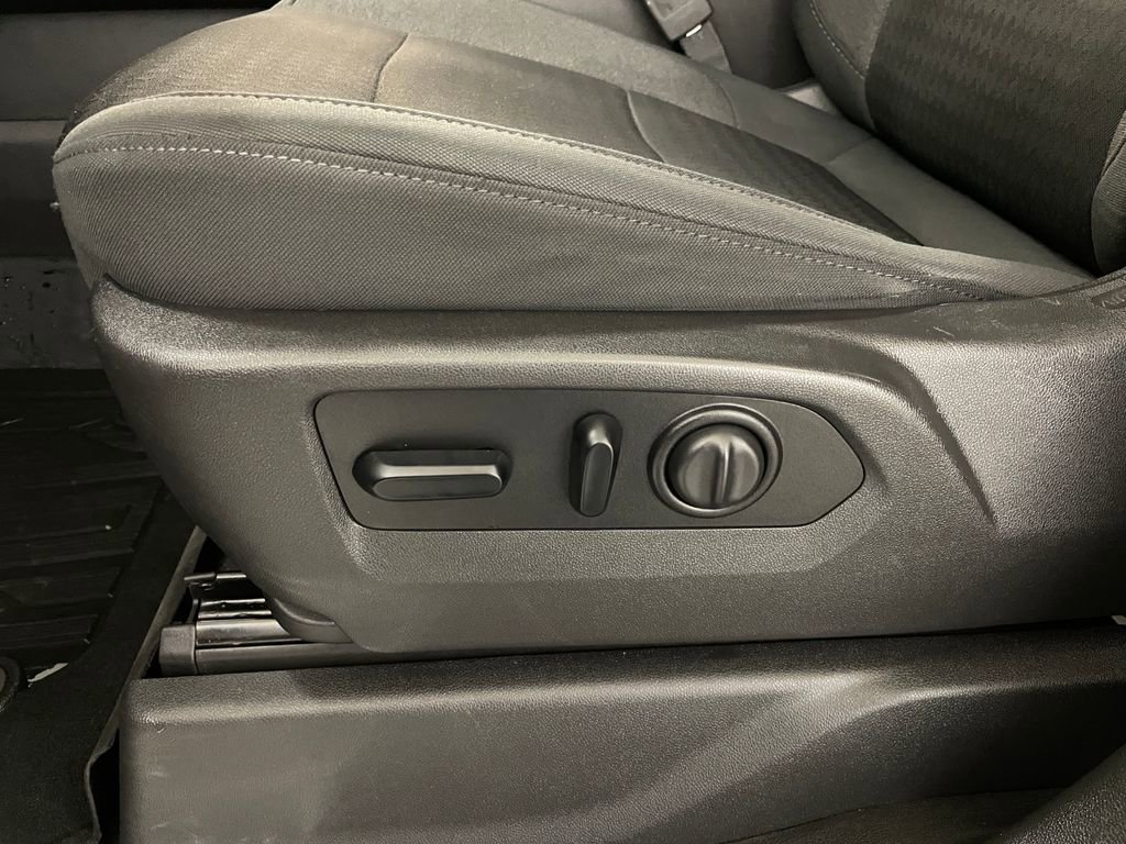 Used 2020 GMC Sierra 1500 Elevation w/ Elevation Value Package image 16