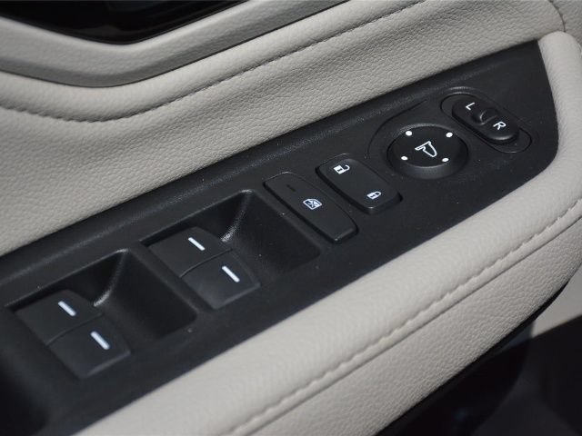 Certified 2026 Honda Odyssey Touring image 8
