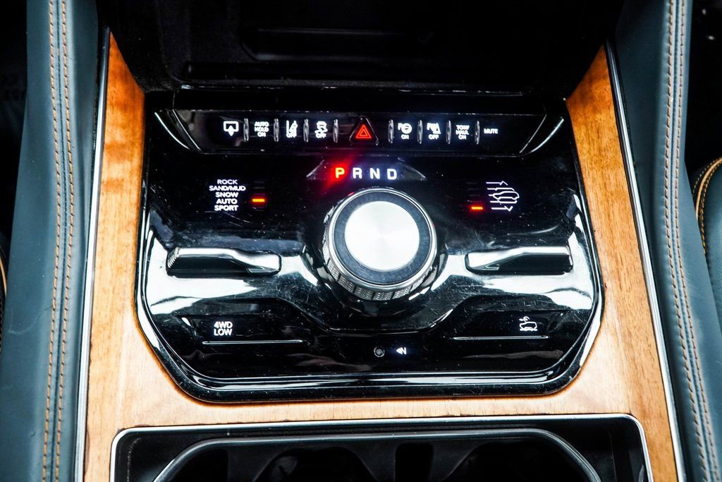 Used 2022 Jeep Grand Wagoneer Series II w/ Convenience Group III image 21