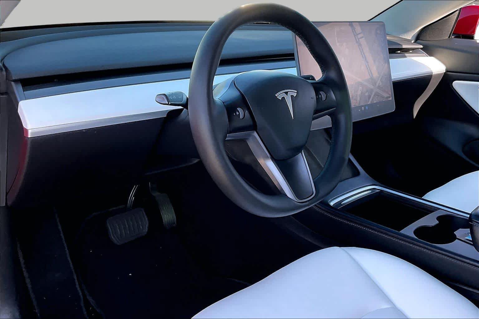 Used 2021 Tesla Model 3 Long Range AWD/4WD image 14