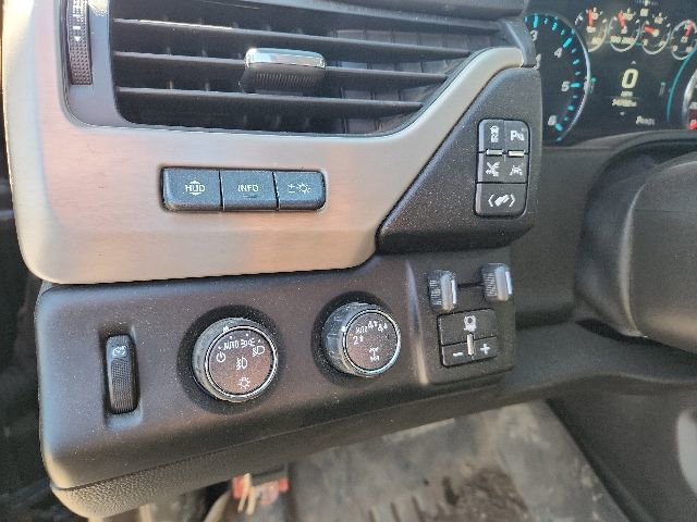 Used 2019 GMC Yukon Denali w/ Denali Ultimate Black Edition AWD/4WD image 12