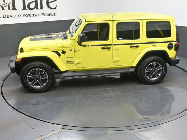 Used 2023 Jeep Wrangler Unlimited Sahara w/ LED Lighting Group AWD/4WD image 57