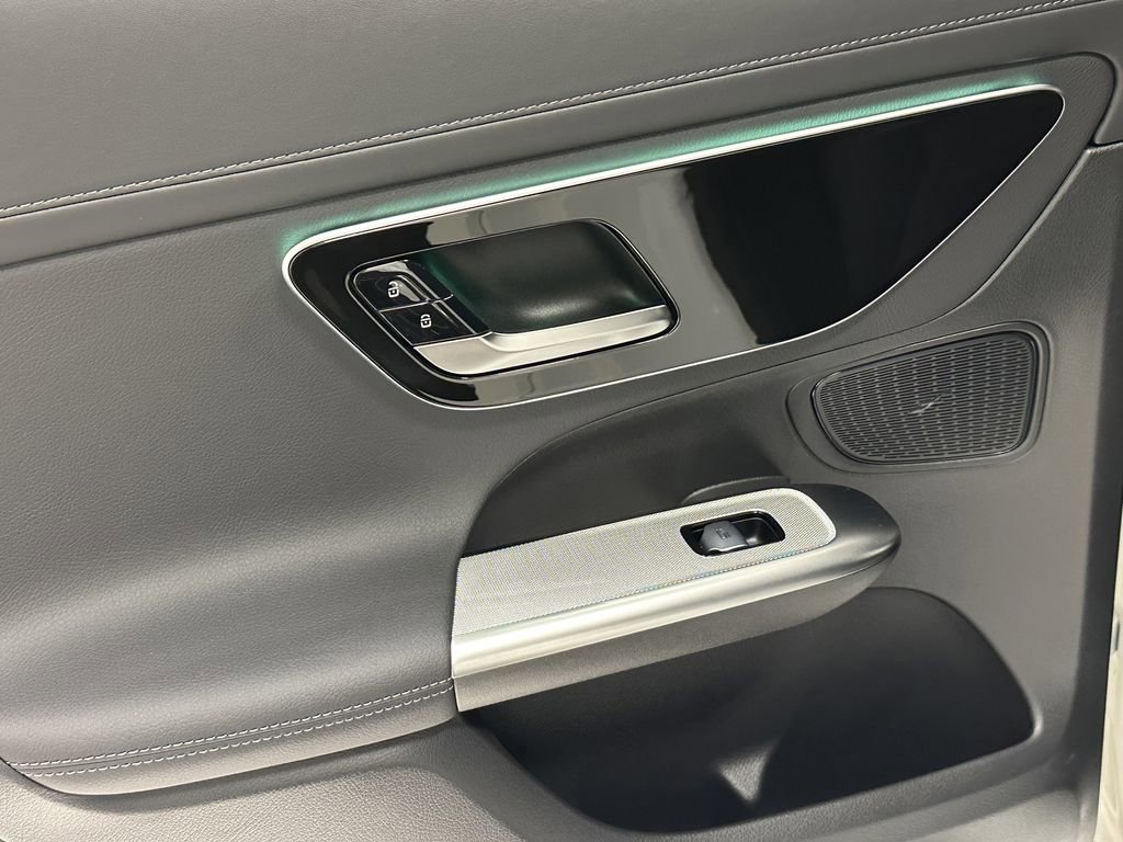 Certified 2025 Mercedes-Benz GLC 350e 4MATIC image 25