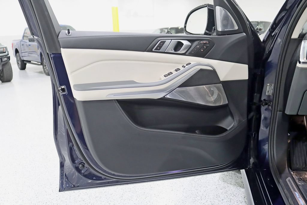 Used 2026 BMW ALPINA XB7 AWD/4WD image 42