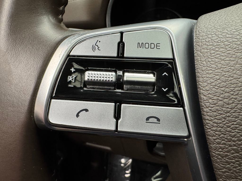 Used 2021 Kia Telluride SX w/ Towing Package FWD image 15
