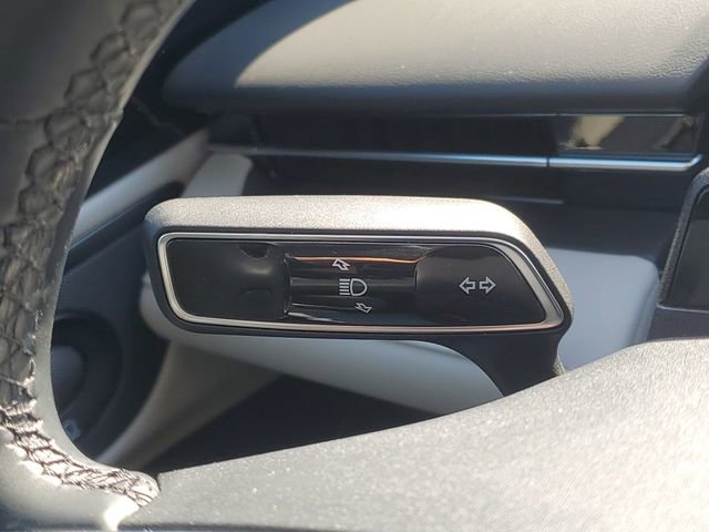 Certified 2024 Lincoln Nautilus Reserve w/ Equipment Group 202A image 18