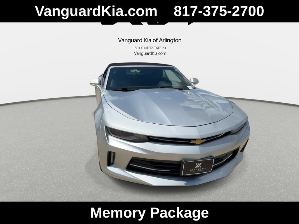 Used 2018 Chevrolet Camaro LT RWD image 3