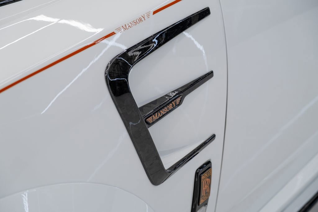 Used 2024 Rolls-Royce Cullinan image 29