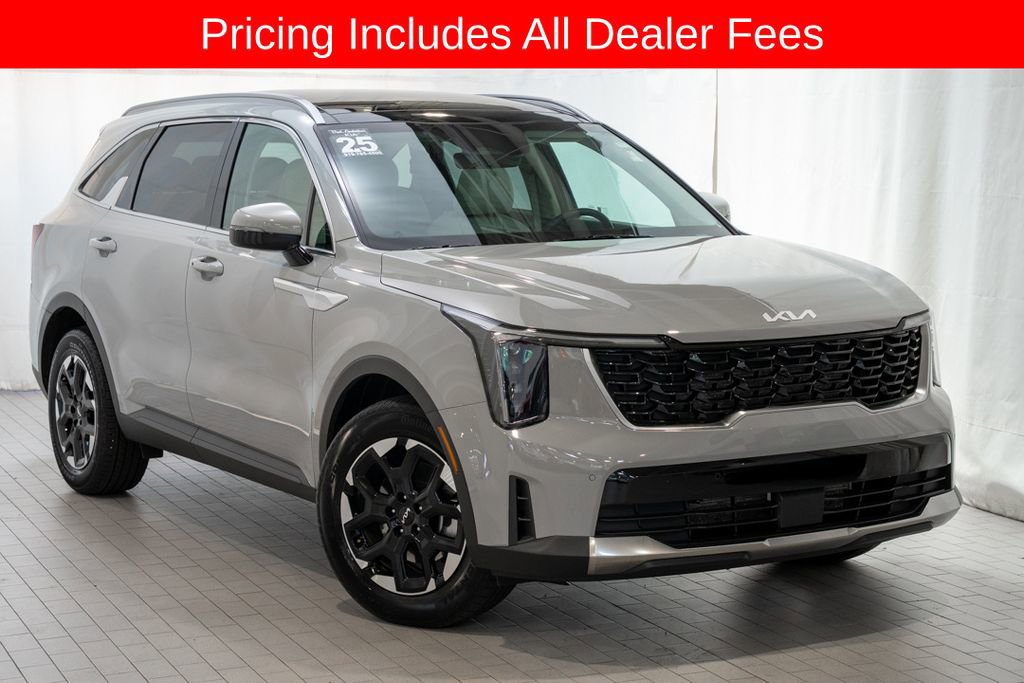 Used 2025 Kia Sorento S w/ Panoramic Sunroof Package FWD image 1