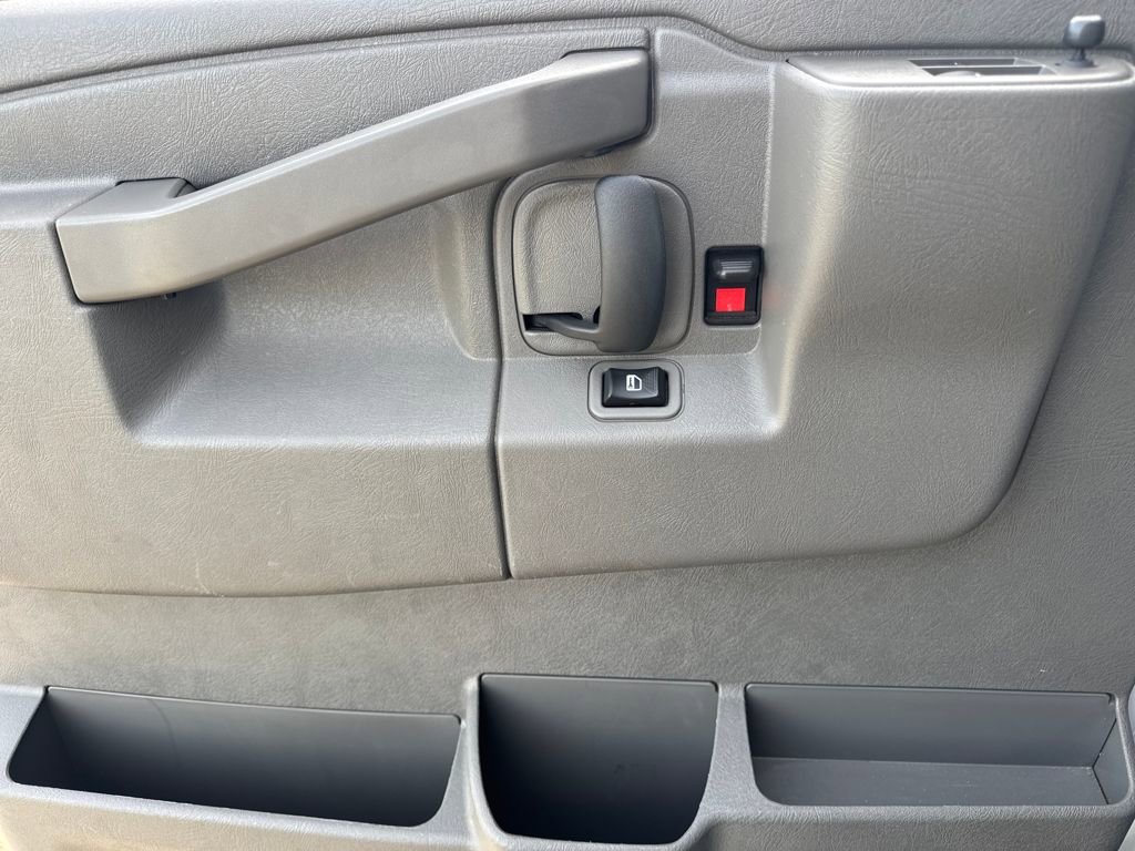 Used 2024 Chevrolet Express 3500 LT w/ LT Preferred Equipment Group image 21