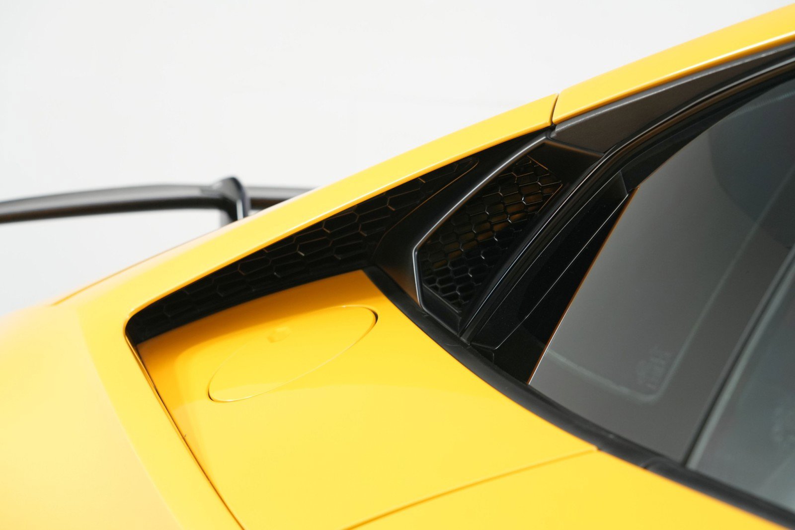 Used 2018 Lamborghini Huracan Performante image 75