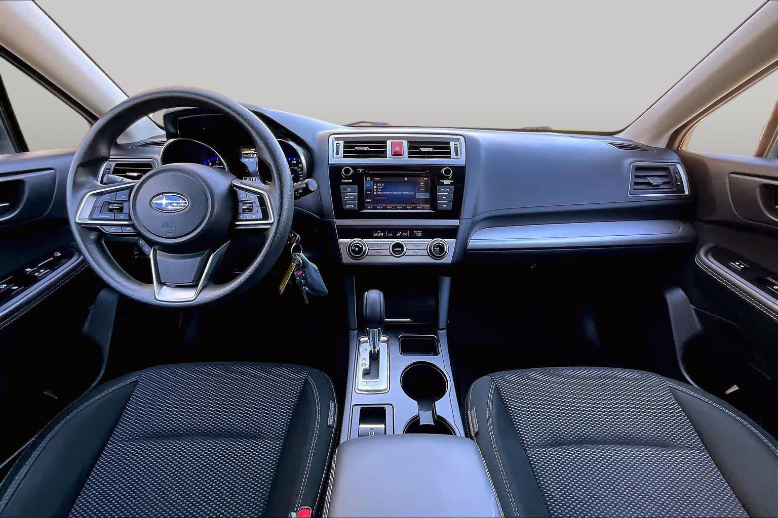 Used 2019 Subaru Outback 2.5i AWD/4WD image 16