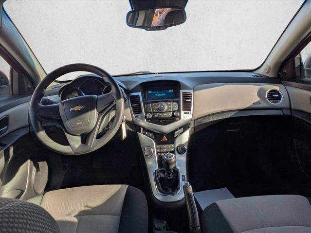 Used 2011 Chevrolet Cruze LS image 14
