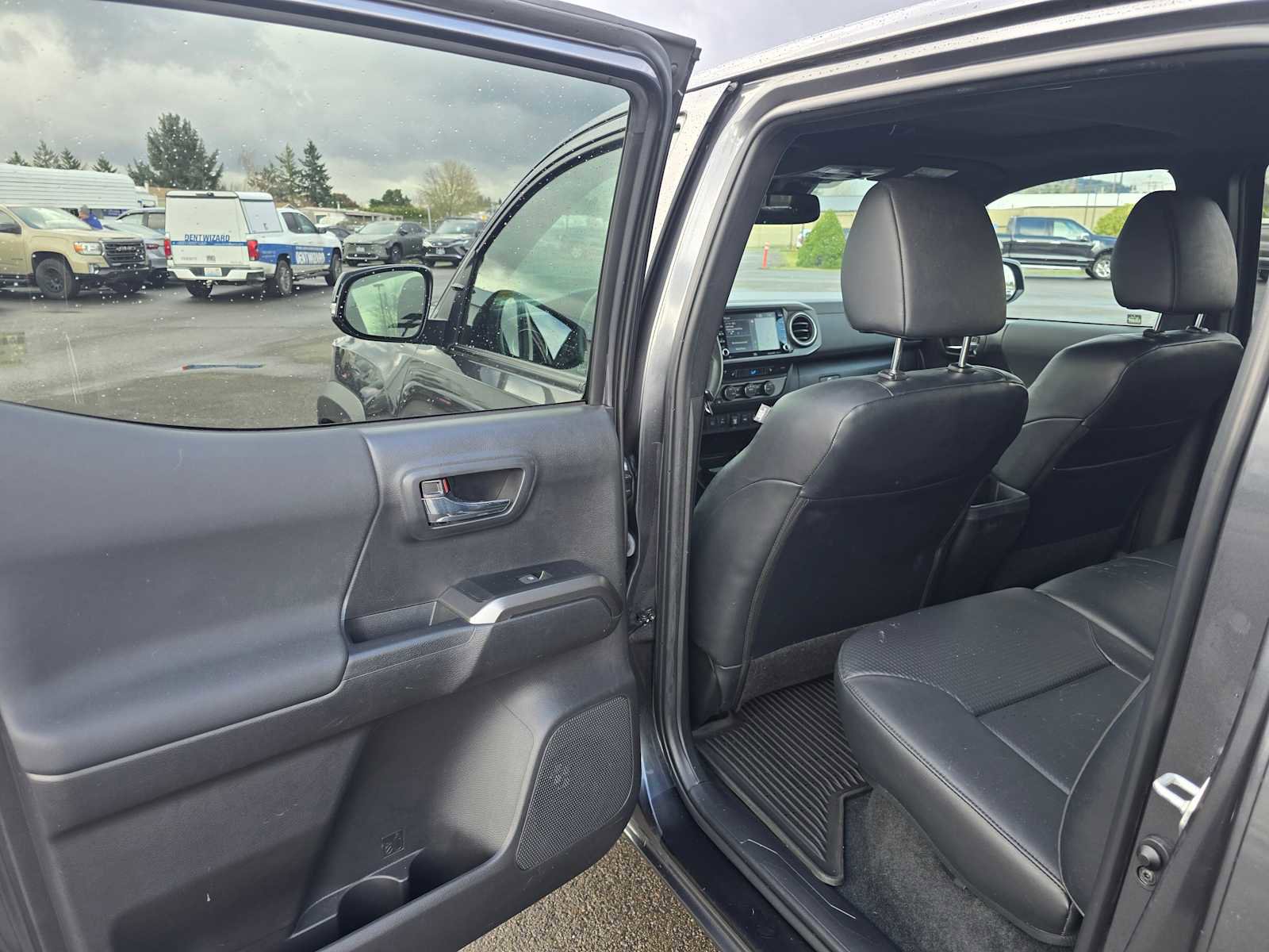 Certified 2023 Toyota Tacoma TRD Off-Road w/ TRD Premium Off Road Package image 18