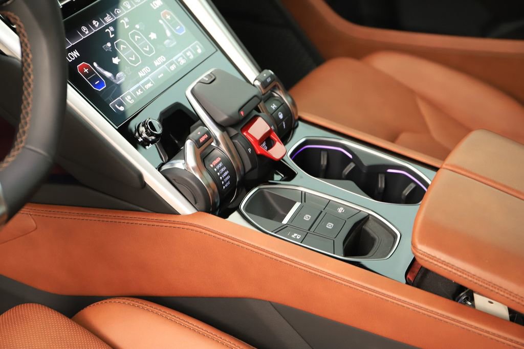 Used 2020 Lamborghini Urus image 17