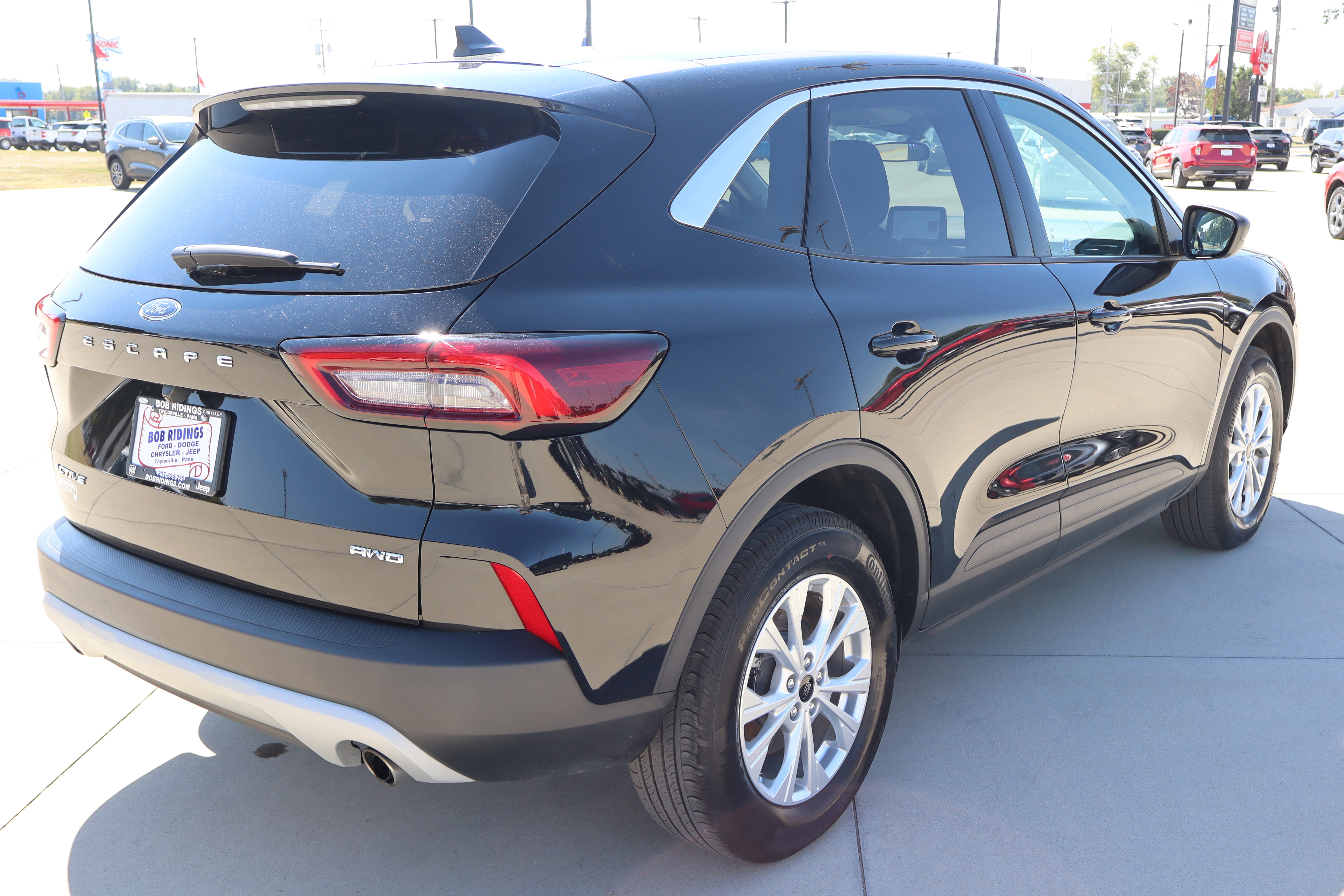 Used 2023 Ford Escape Active image 6