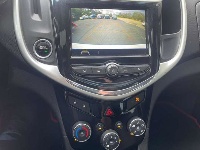 Used 2018 Chevrolet Sonic LT w/ True North Edition FWD image 21