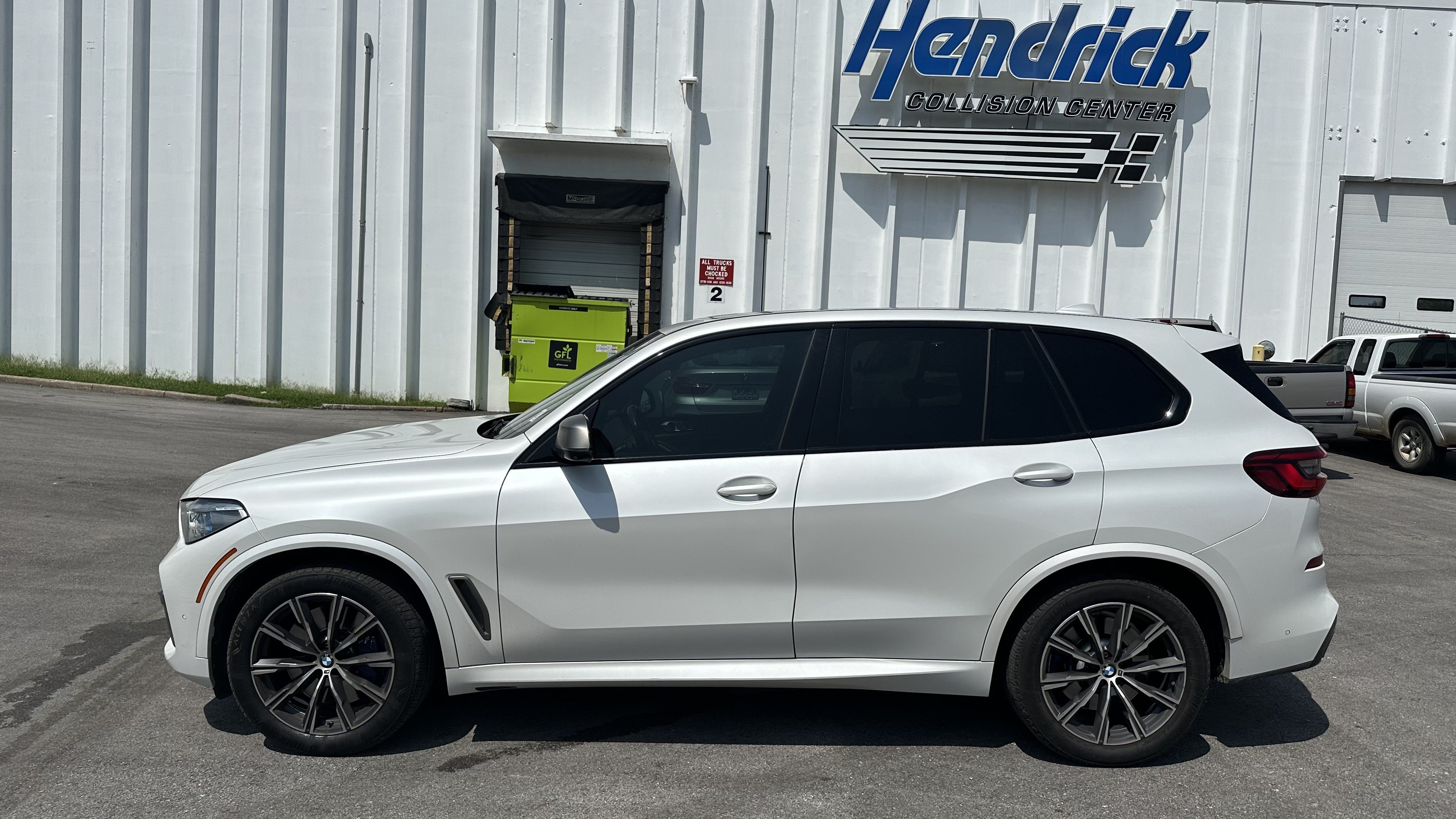 Used 2020 BMW X5 M50i AWD/4WD image 7