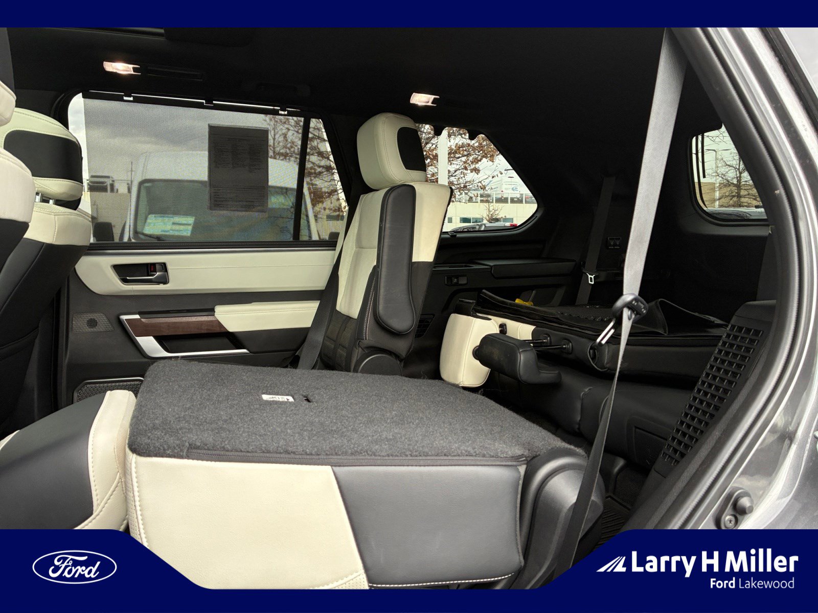 Used 2024 Toyota Sequoia Capstone image 17