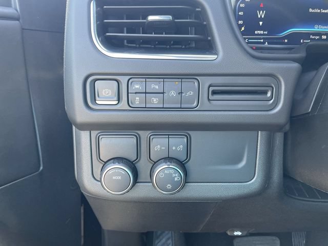 Used 2022 Chevrolet Tahoe RST w/ Luxury Package RWD image 17