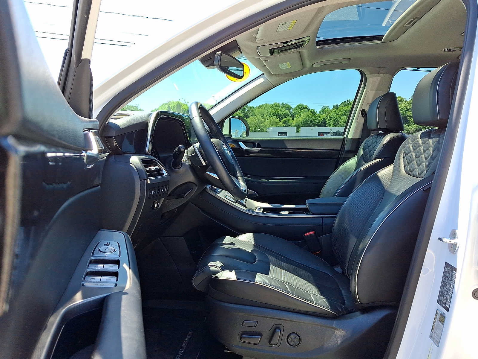 Used 2021 Hyundai Palisade Limited AWD/4WD image 17