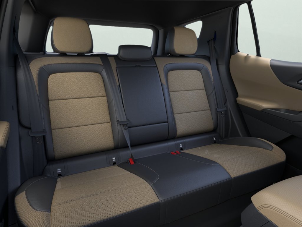New 2027 Chevrolet Equinox ACTIV w/ Safety and Technology Package AWD/4WD image 11
