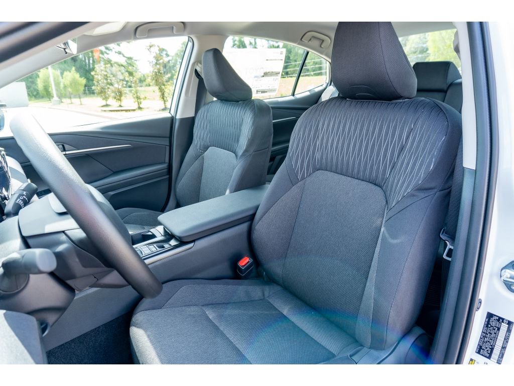 New 2026 Toyota Camry LE image 12