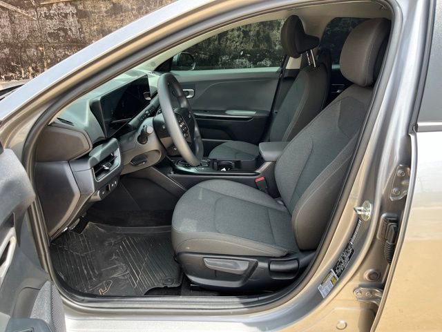 Used 2025 Kia K4 FWD image 60