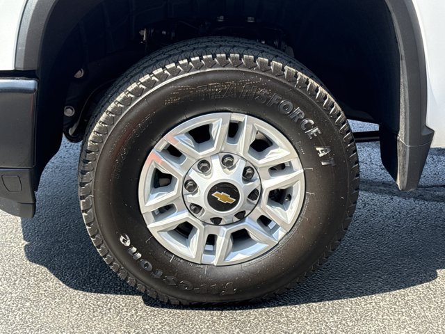 Used 2026 Chevrolet Silverado 2500 W/T w/ WT Convenience Package AWD/4WD image 12