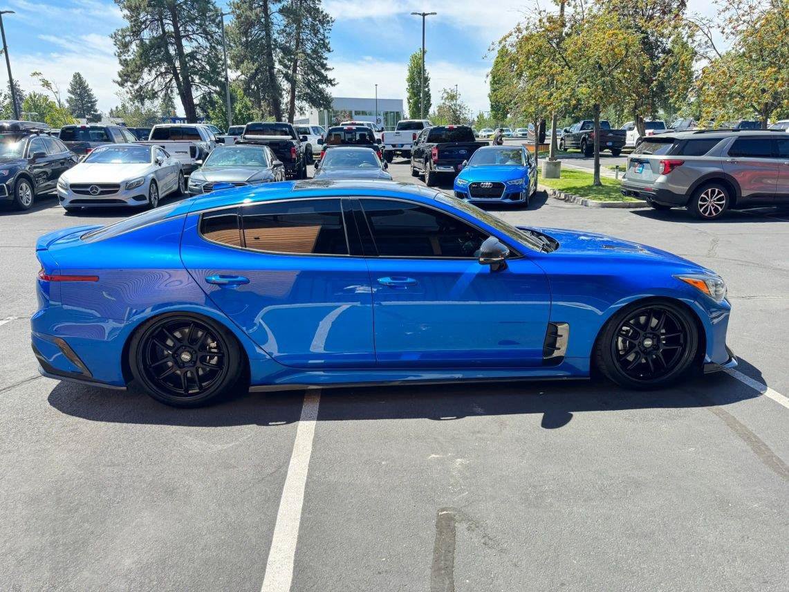 Used 2020 Kia Stinger GT-Line w/ Sun & Sound Package RWD image 6