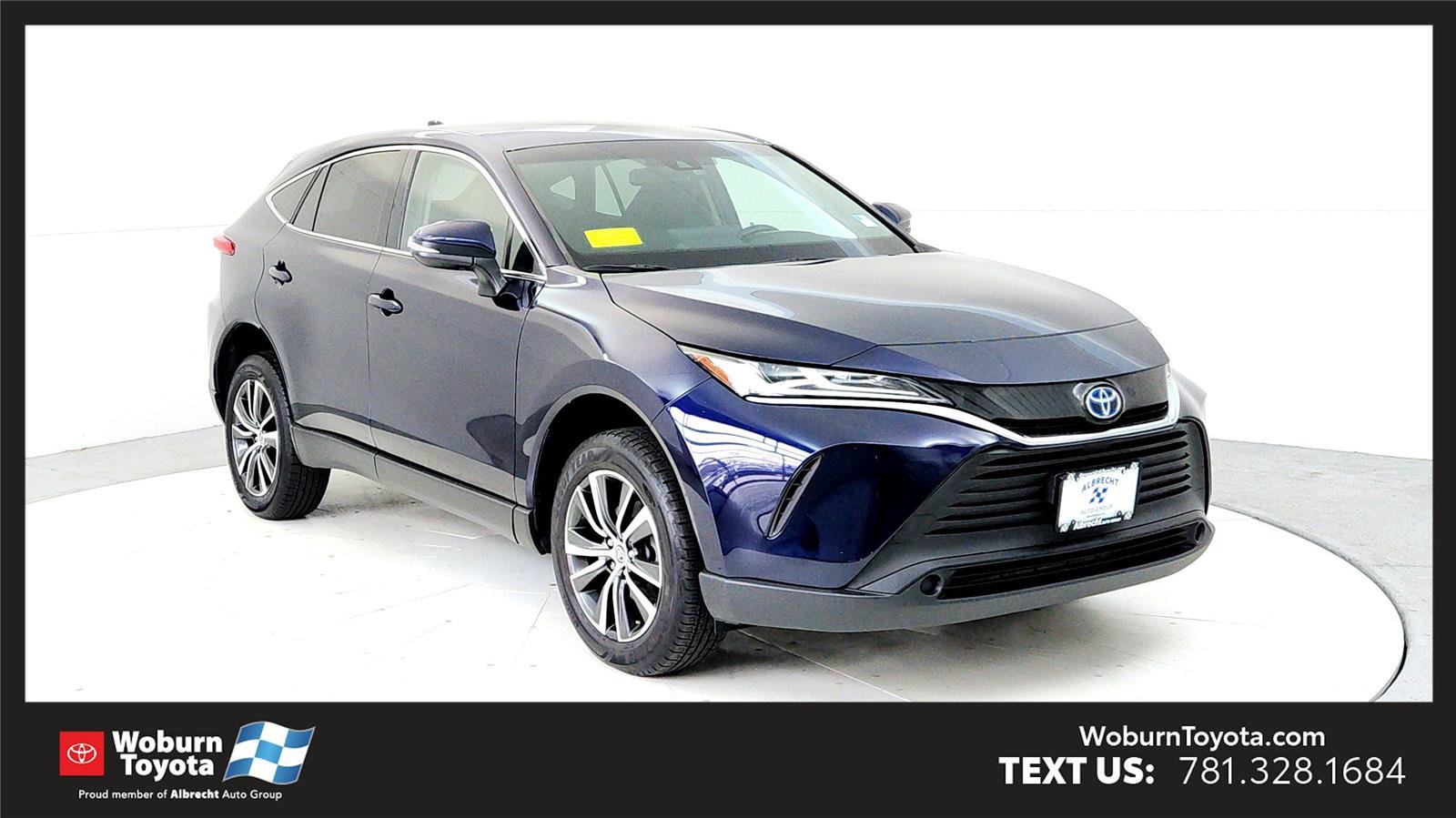 Certified 2023 Toyota Venza LE AWD/4WD image 1
